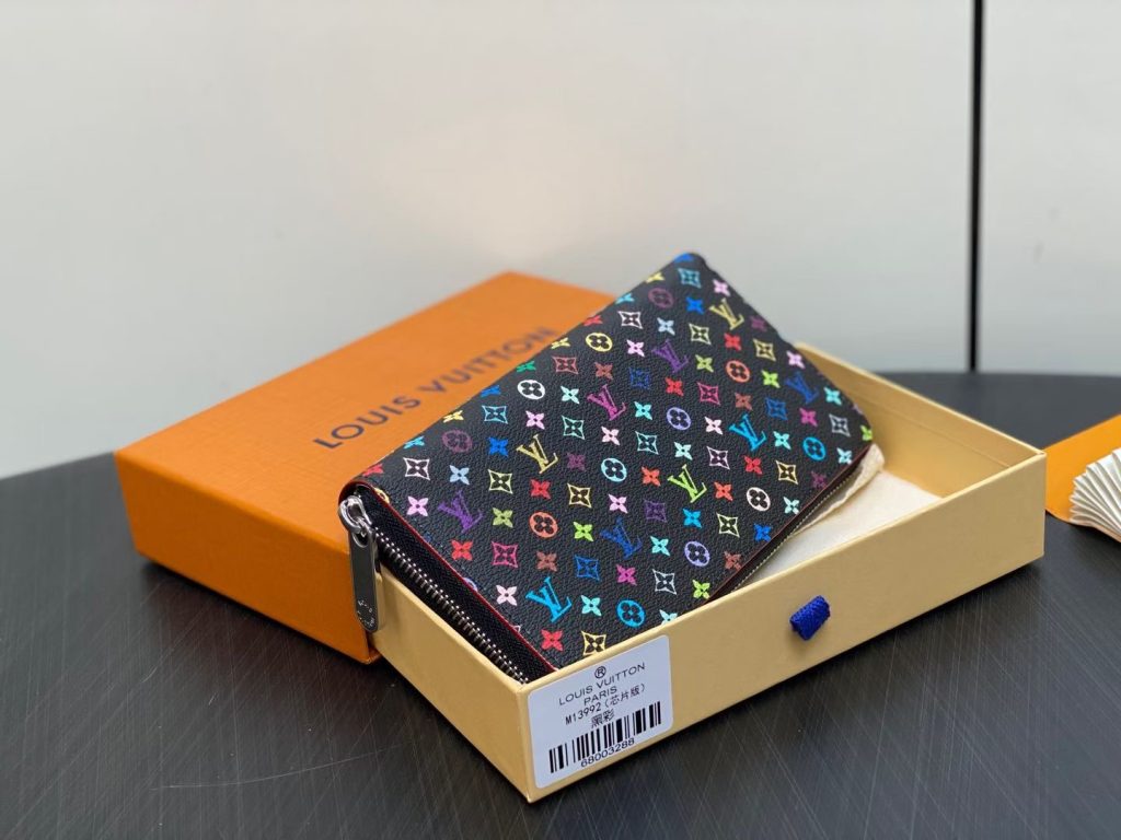 ルイ・ヴィトン モノグラムキャンバス 上品な長財布 レディース ギフトにも最適な定番モデル - 画像 2