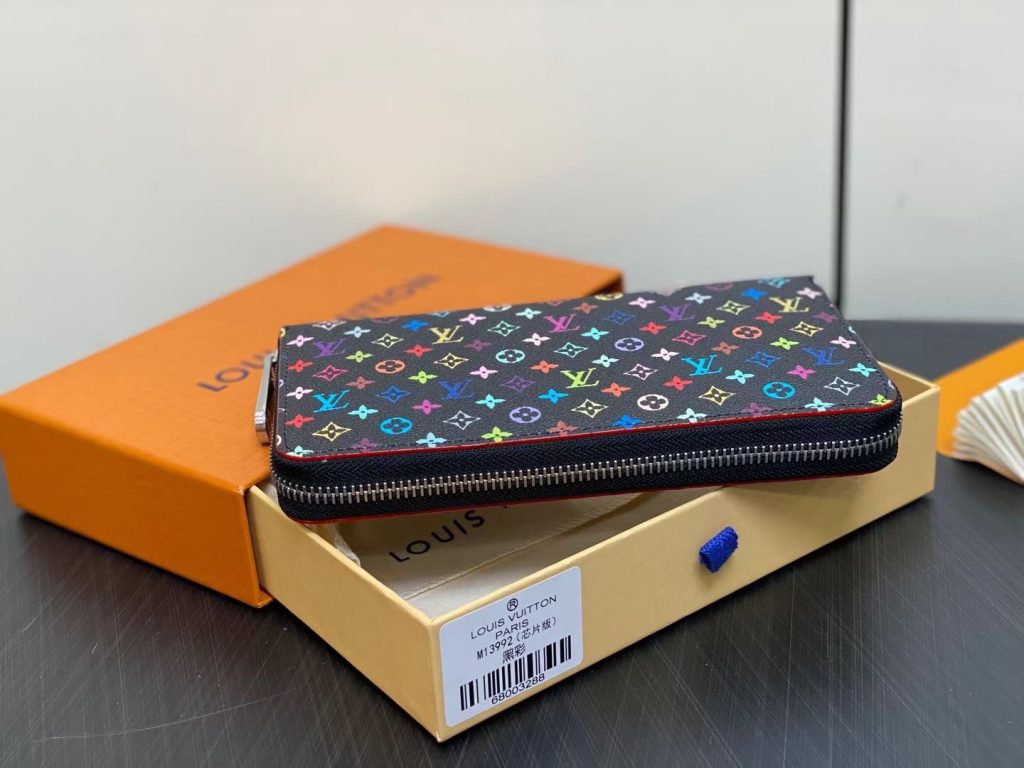 ルイ・ヴィトン モノグラムキャンバス 上品な長財布 レディース ギフトにも最適な定番モデル - 画像 4