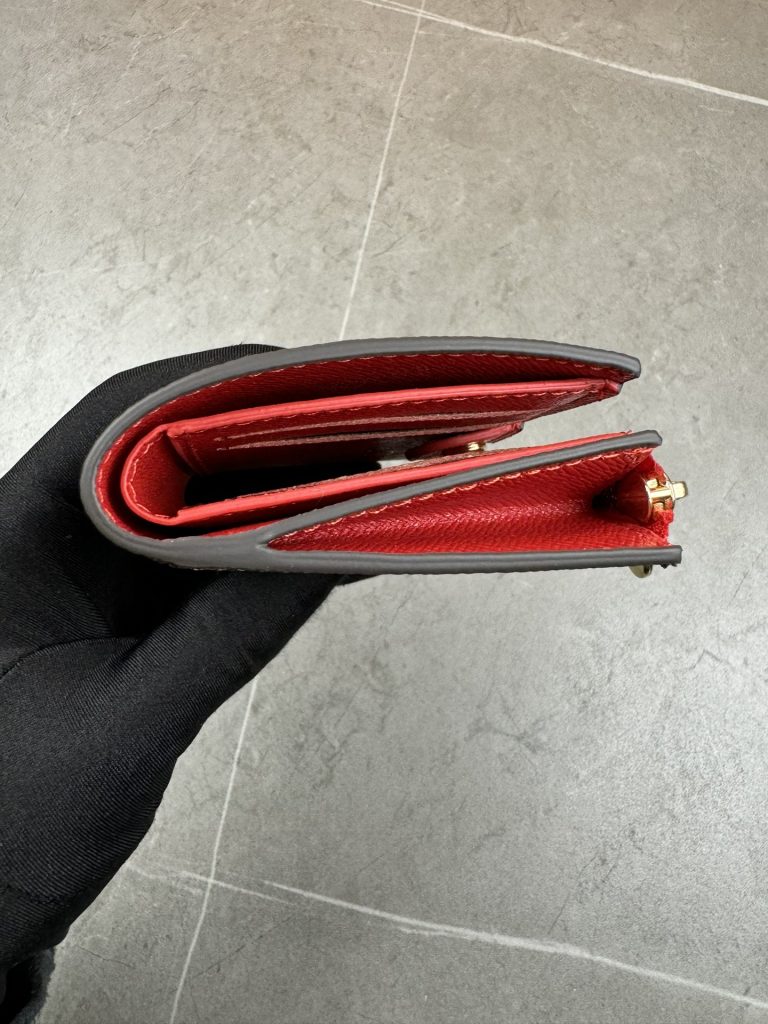 ルイ・ヴィトン モノグラムキャンバス 上品な長財布 レディースのギフトに最適な定番モデル - 画像 8