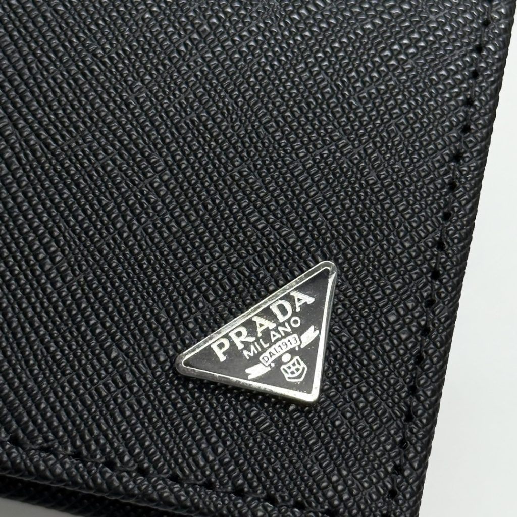 プラダ モノグラムキャンバス 上品な長財布 レディース ギフトにも最適な定番モデル - 画像 5