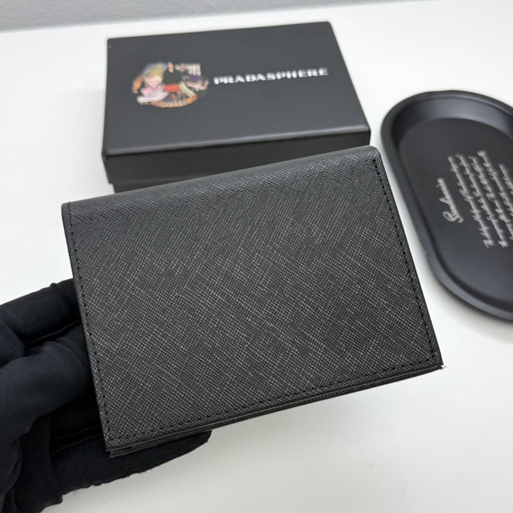 プラダ モノグラムキャンバス 上品な長財布 レディース人気モデル ギフトにも最適 - 画像 4
