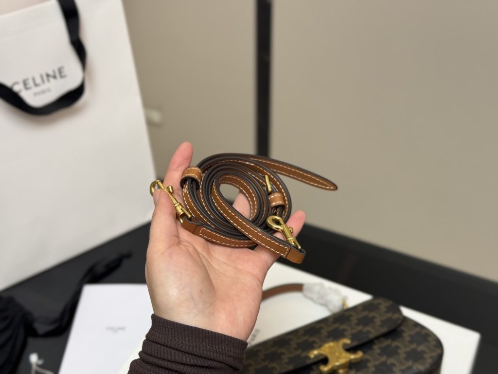 セリーヌ ショルダーバッグ 上質なレザーと洗練されたデザイン レディースに人気の定番モデル - 画像 3