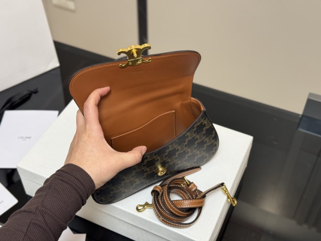 セリーヌ ショルダーバッグ 上質なレザーと洗練されたデザイン レディースに人気の定番モデル - 画像 4
