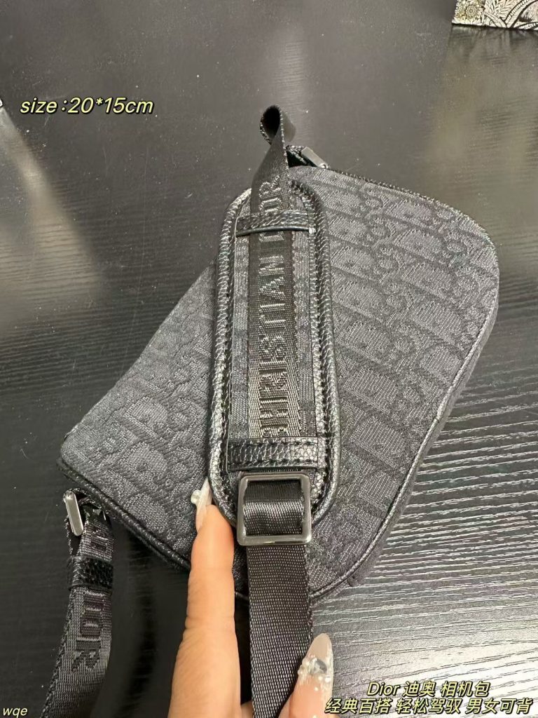 Diorディオール ショルダーバッグ 上品なモノグラムキャンバス レディースに人気の定番モデル - 画像 8