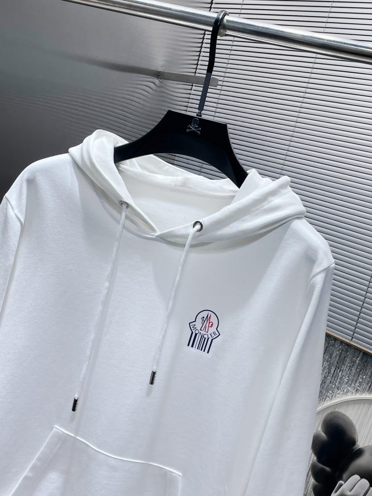 Monclerモンクレール 2色 ロゴプリント フーデッドスウェットシャツ - 画像 6