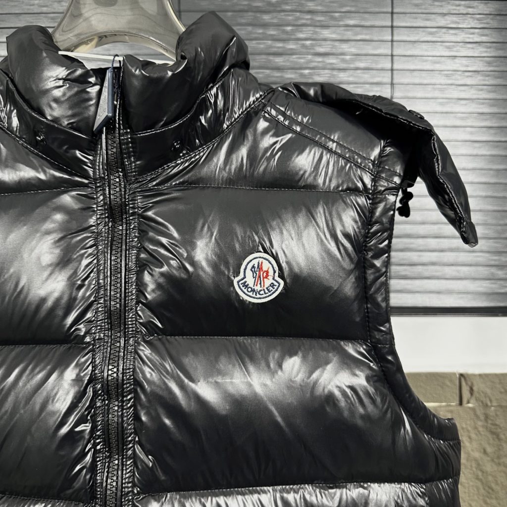Monclerモンクレール ブラック ポッフェル ファー付き メンズ レディース 1枚入 - 画像 7