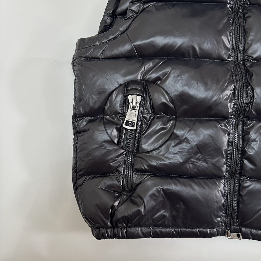 Monclerモンクレール メンズ ダウンベスト 黒 1〜5码 保温 防风 防水 1枚 10805 - 画像 3