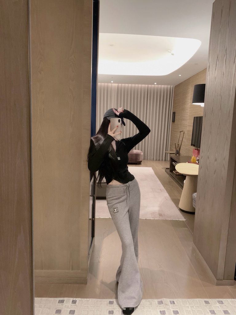 香奈儿 フリースパンツ レディース 2色 9分丈 赤いハートロゴ付き - 画像 5