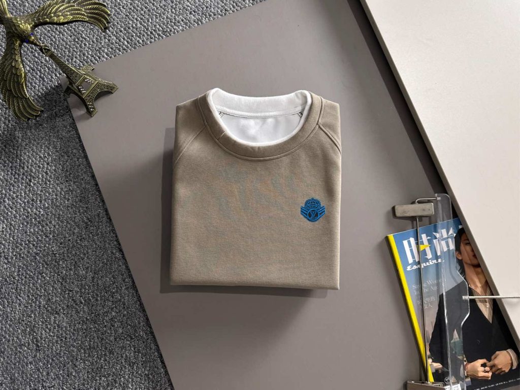 Louis Vuittonロエベ ロゴ刺繍 ブラウン 半袖 メンズスウェットシャツ 4色入 - 画像 3