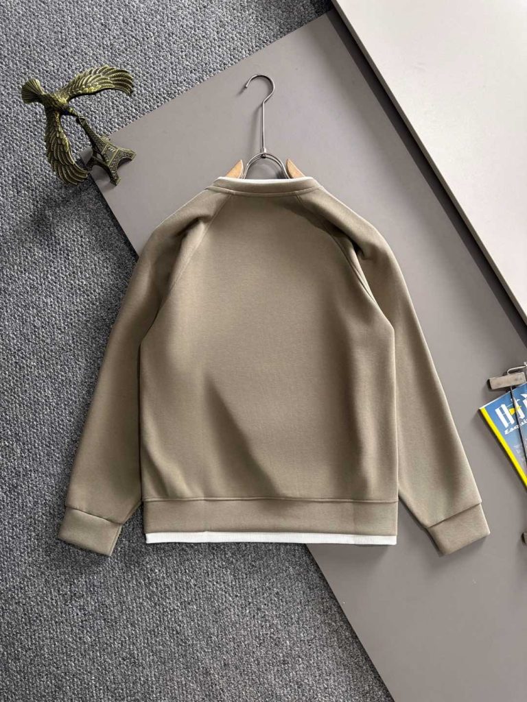 Louis Vuittonロエベ ロゴ刺繍 ブラウン 半袖 メンズスウェットシャツ 4色入 - 画像 6