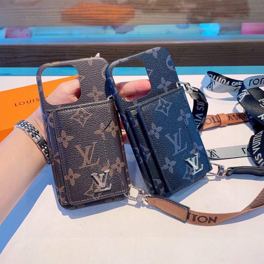iPhoneケースLouis Vuitton モノグラム ストラップ付きスマホケース 2色入 🖤 - 画像 5