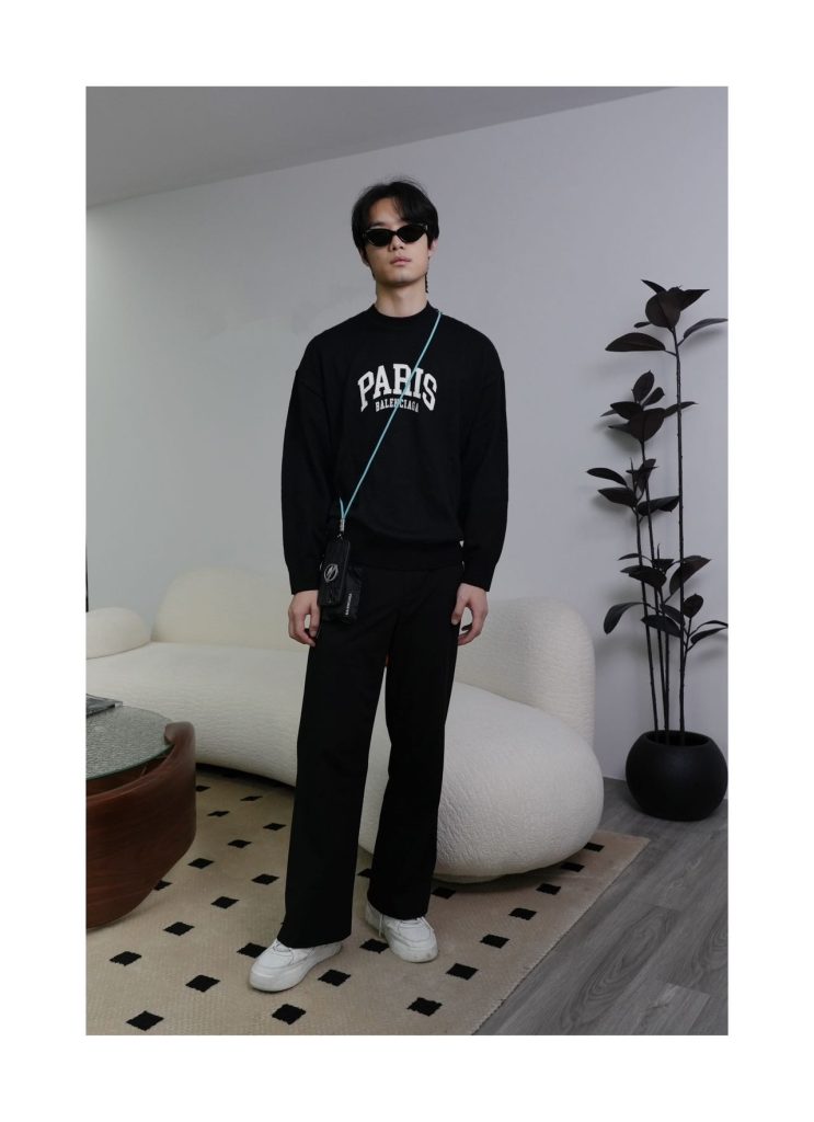 iPhoneケースBALENCIAGA チャージングストラップ 3色入 🎁 - 画像 4