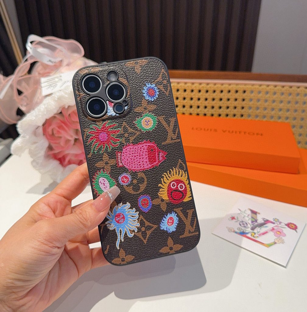 iPhoneケースルイ・ヴィトン iPhone15 Pro用 カラフルな刺繍スマホケース 4色入 🌸 - 画像 2