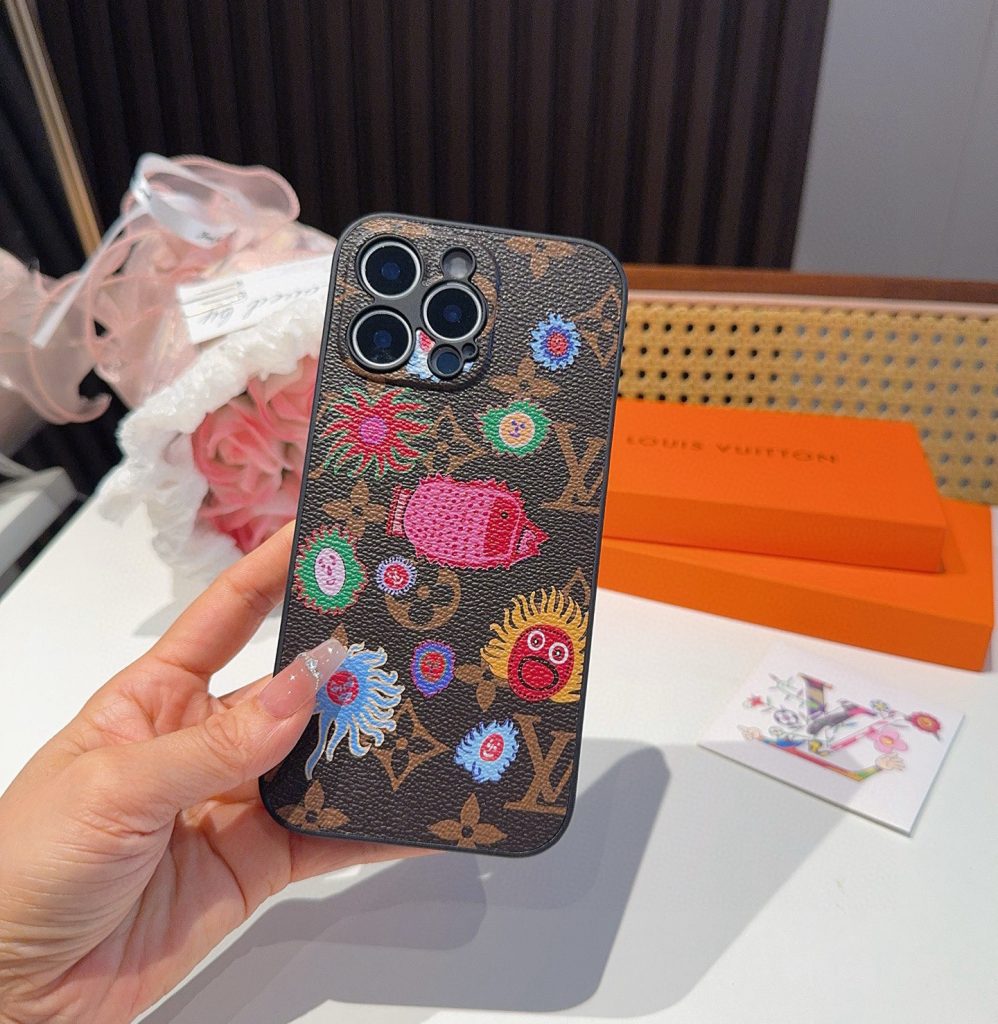 iPhoneケースルイ・ヴィトン iPhone15 Pro用 カラフルな刺繍スマホケース 4色入 🌸 - 画像 8