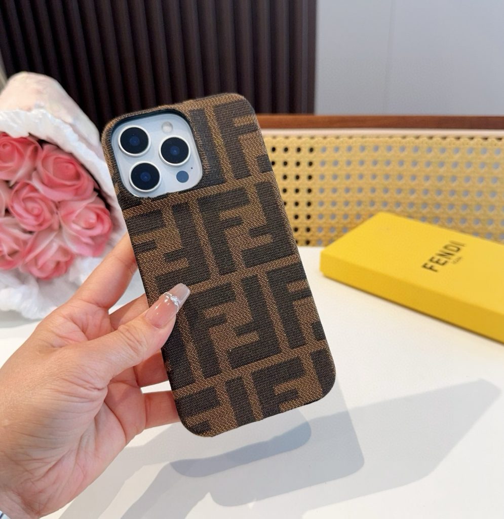 iPhoneケースFENDI フェンディ ブラウン グレー iPhoneケース 2色入 🌸 - 画像 6