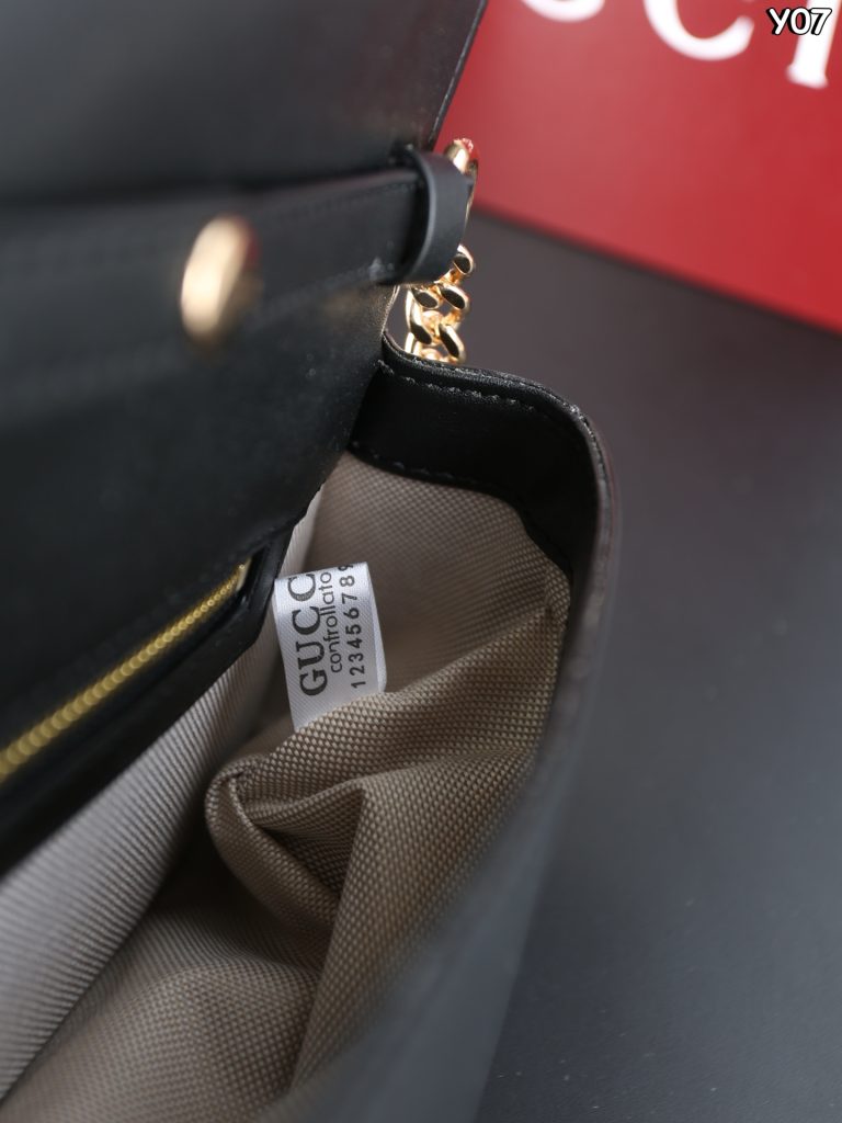 GUCCI ブランド ブラック ブラウン ブラック ショルダーバッグ 😎 - 画像 7