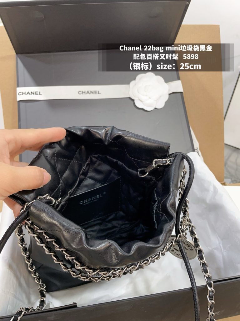Chanel 22bag ミニ ブラック ミニバッグ 25cm 銀プレート 🖤 - 画像 8