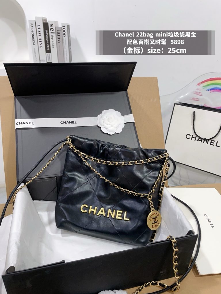 シャネル 22bag ミニ ブラック ゴールドチェーン ブラックバッグ 25cm 💼 - 画像 3