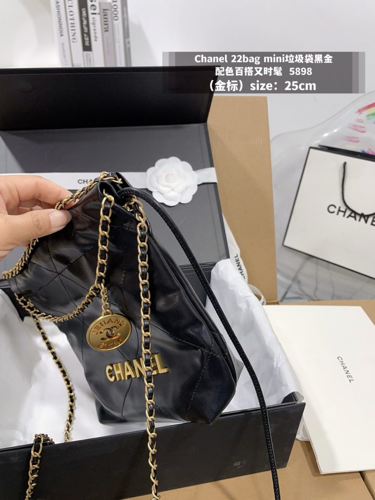 シャネル 22bag ミニ ブラック ゴールドチェーン ブラックバッグ 25cm 💼 - 画像 5