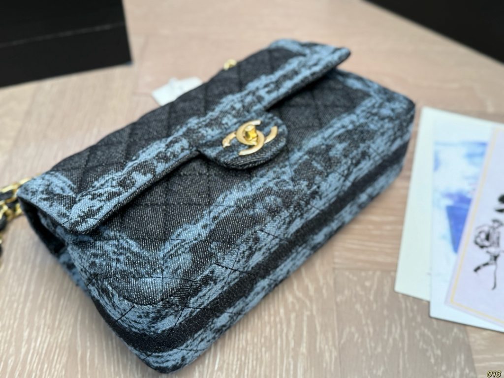 Chanel ミニ2.55 デニム ブルー 2色入 - 画像 6
