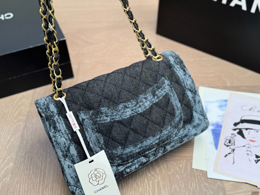Chanel ミニ2.55 デニム ブルー 2色入 - 画像 7