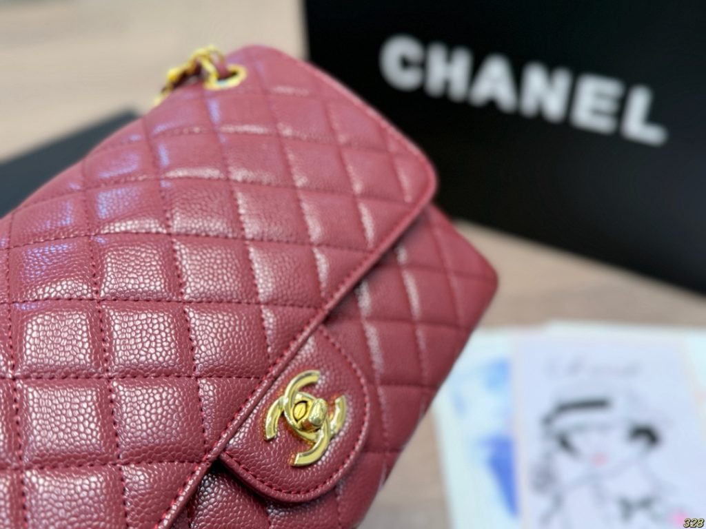 シャネル Classic Flap レディース レッド クラッチ 1色入 🎀 - 画像 3