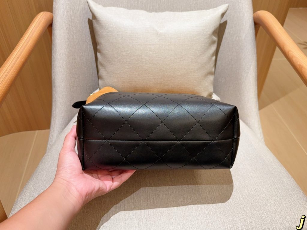 シャネル ファッション バッグ カーキ×ブラック 2色 ファンシーなデザインのハンドバッグ 🌸 - 画像 6