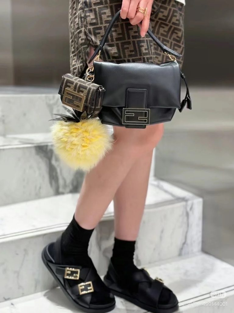 FENDI バッグ 3色入 おしゃれなショルダーバッグ 🖤 - 画像 3