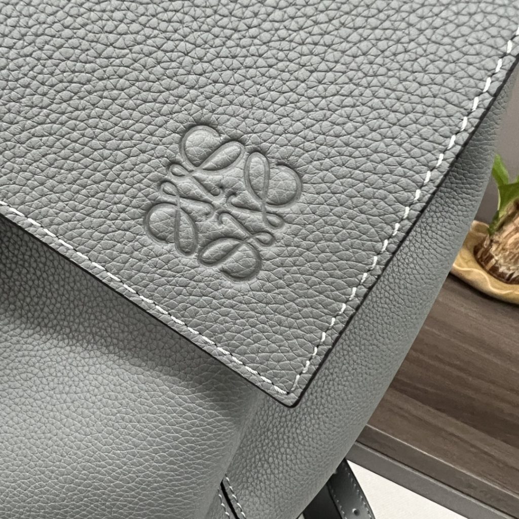 LOEWE ロエベ アナグラム パズル バックパック リュック 1色入 バックパック ビジネス メンズ - 画像 5