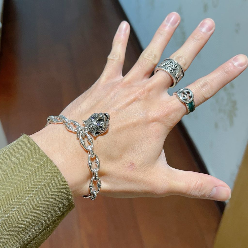 GUCCI ブレスレット チタン製 シルバー ブレスレット 2色入 🐆 - 画像 3