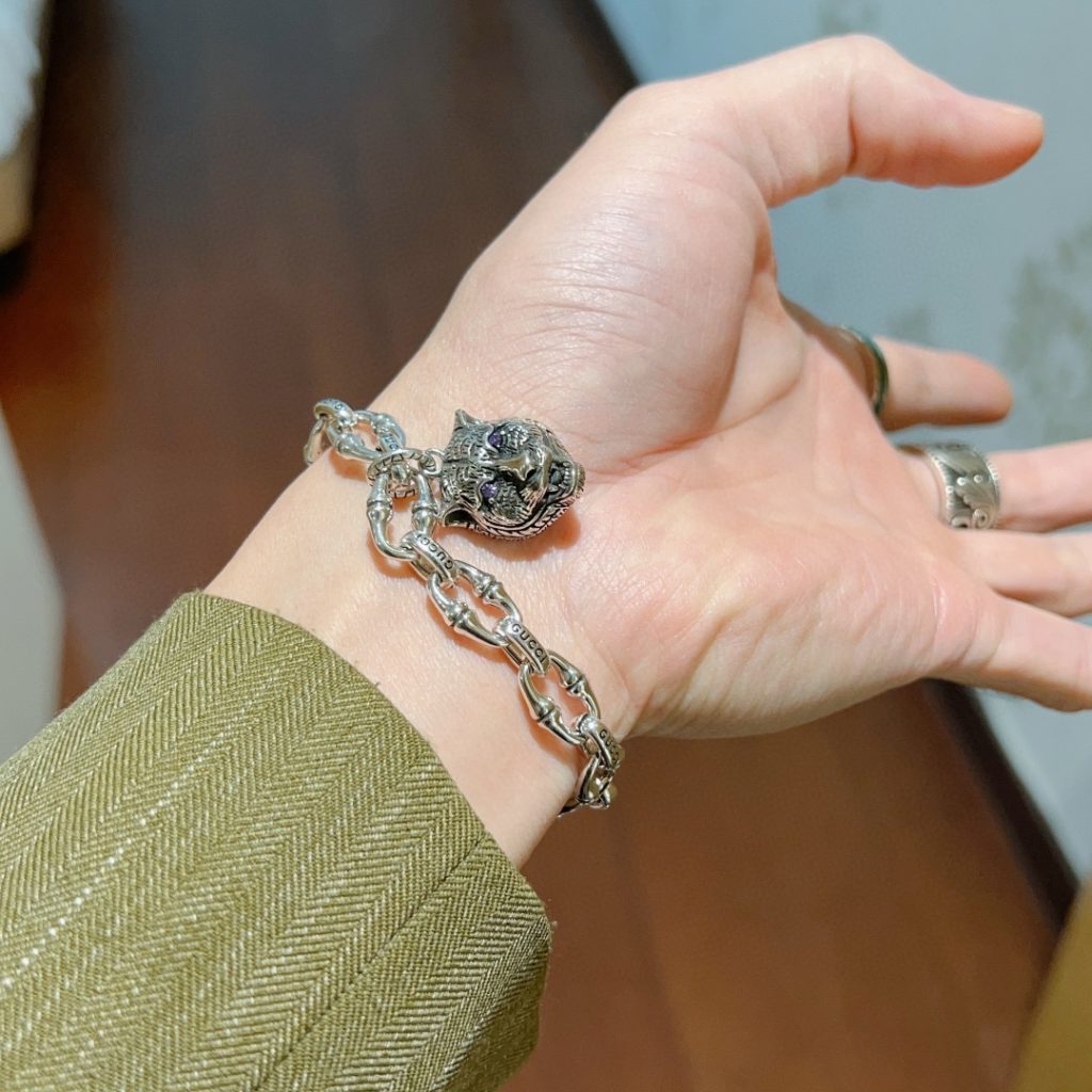 GUCCI ブレスレット チタン製 シルバー ブレスレット 2色入 🐆 - 画像 4