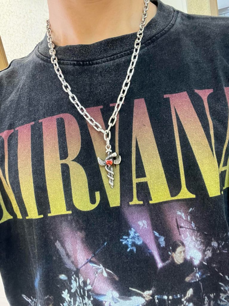 GUCCI ネックレス キャッチーなデザイン レッドストーン シルバー 1点物 💎 - 画像 3