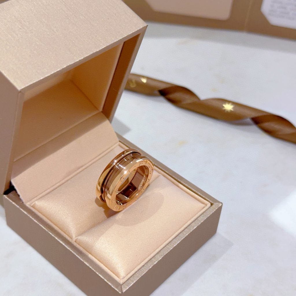 BVLGARI ブルガリ ブレスレット 2本セット ローズゴールド 2色入 🌟 - 画像 5