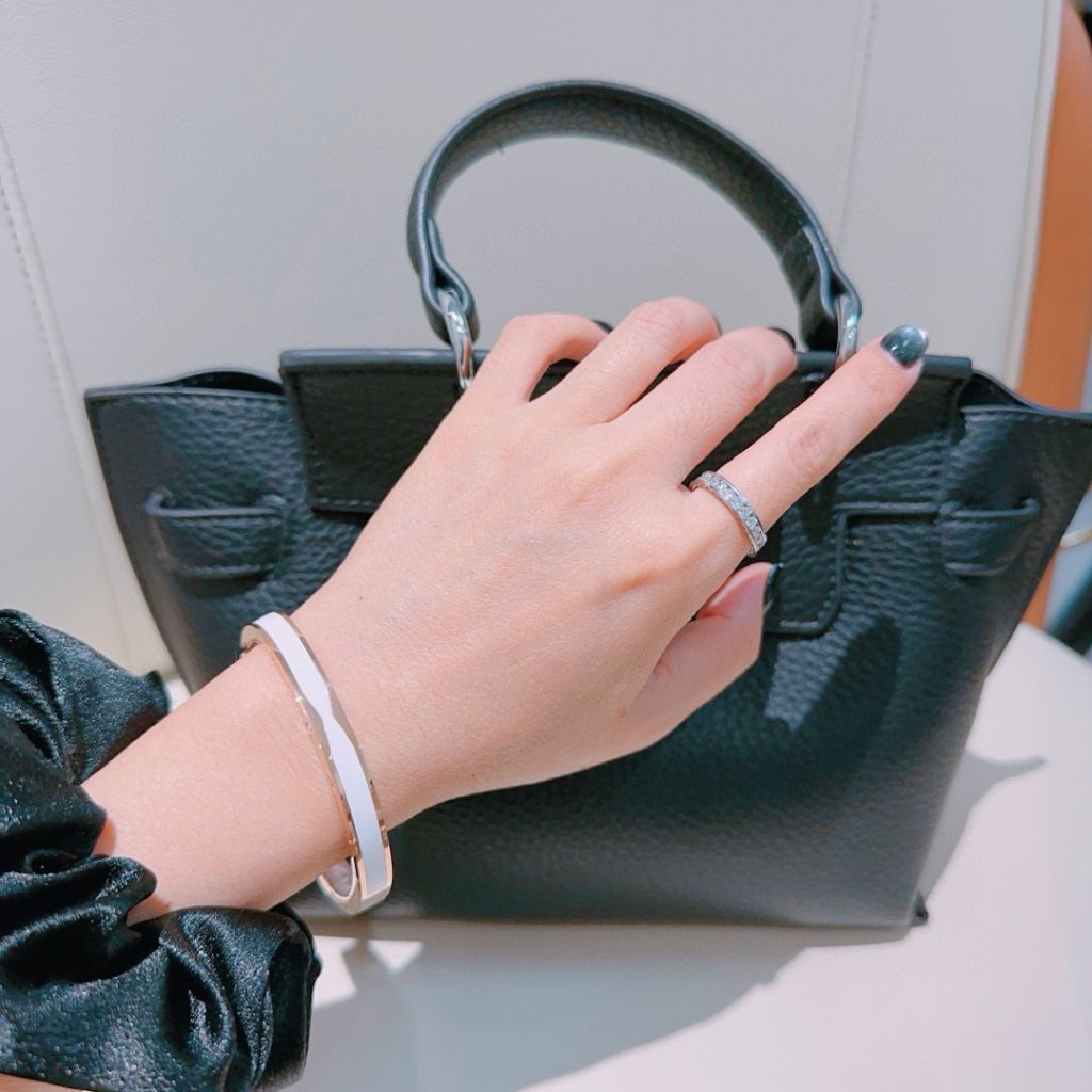 BVLGARI ブレスレット 3色入 ホワイト シルバー ブラック 💎 - 画像 3