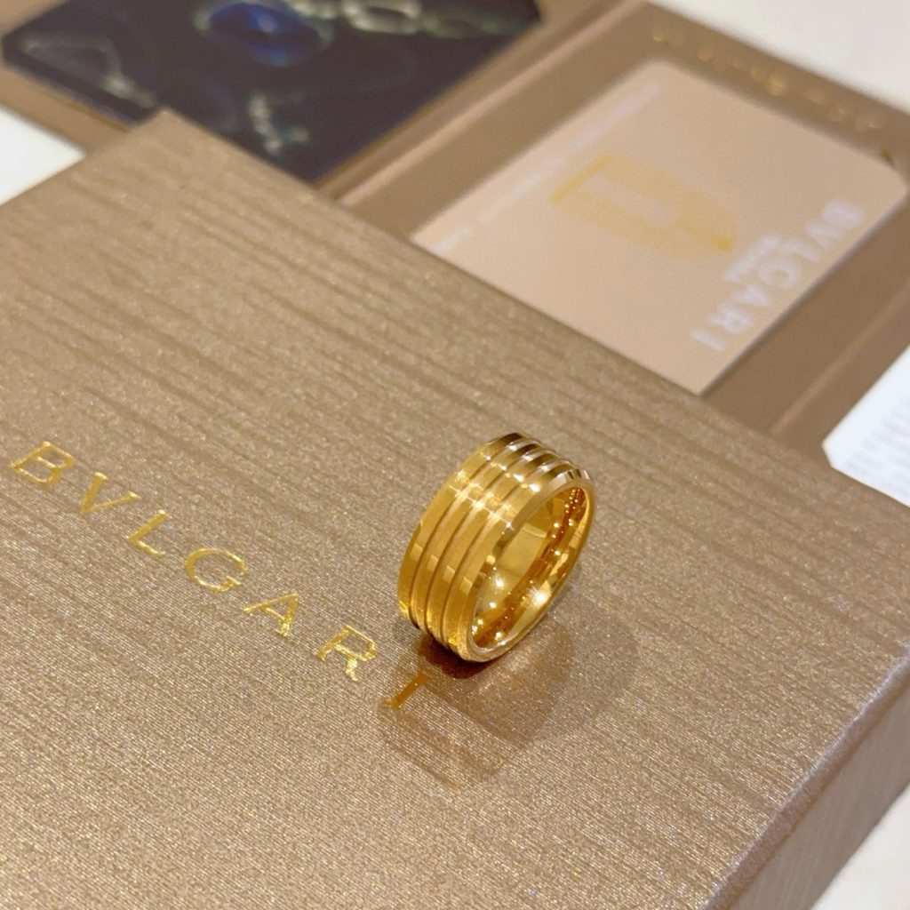 BVLGARI リング 4本線デザイン 一粒リング ゴールド 1本入 💎 - 画像 2