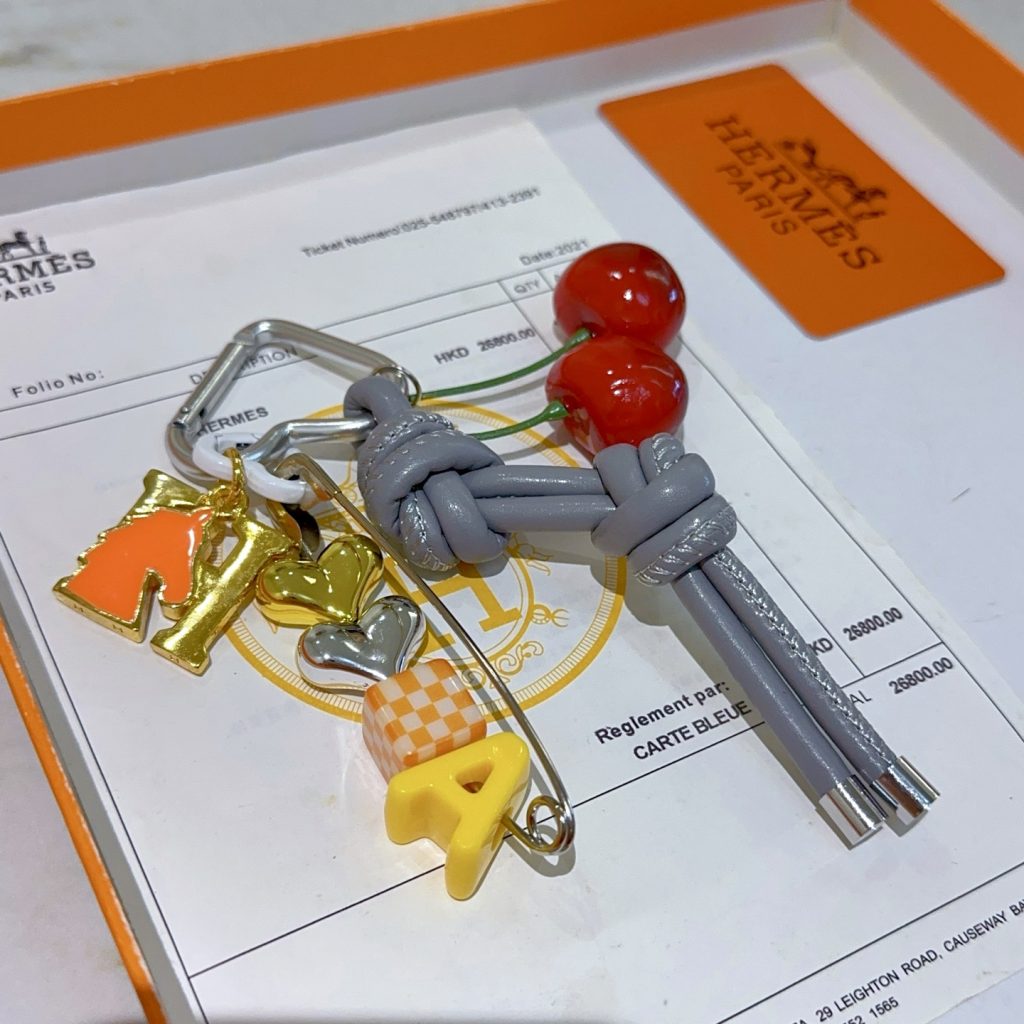 エレガントな HERMES キーホルダー 6色入 - 画像 2