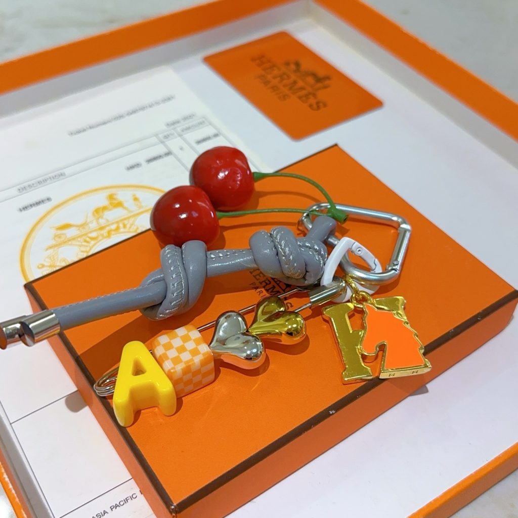 エレガントな HERMES キーホルダー 6色入 - 画像 3