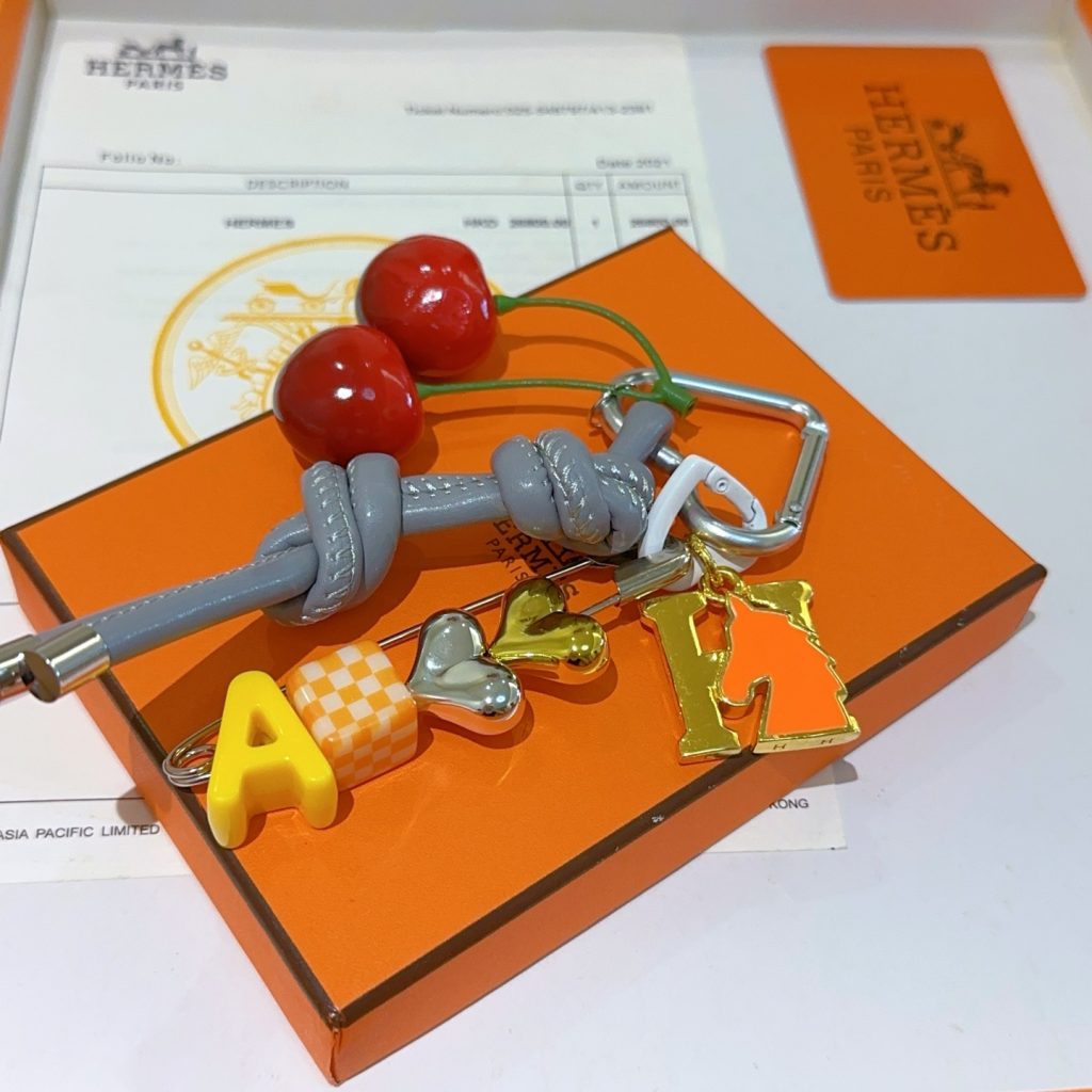 エレガントな HERMES キーホルダー 6色入 - 画像 5
