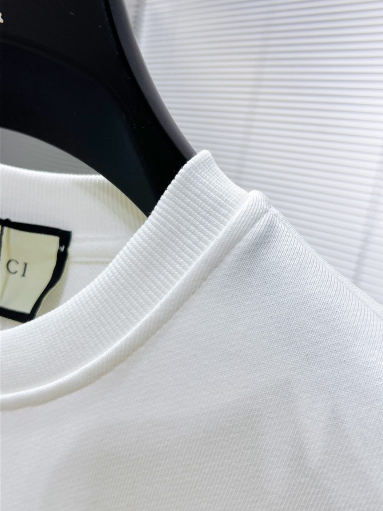 GUCCI ロゴプリントスウェットシャツ 2色入 - 画像 5