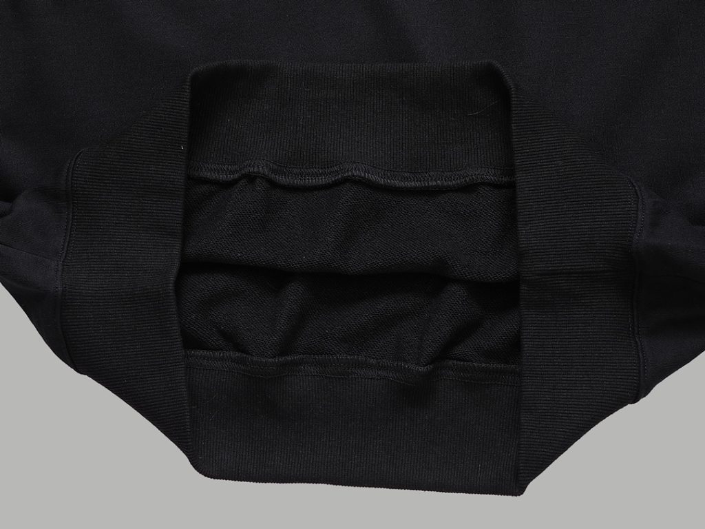 GUCCI ロゴスウェットシャツ 黒 1色 - 画像 8