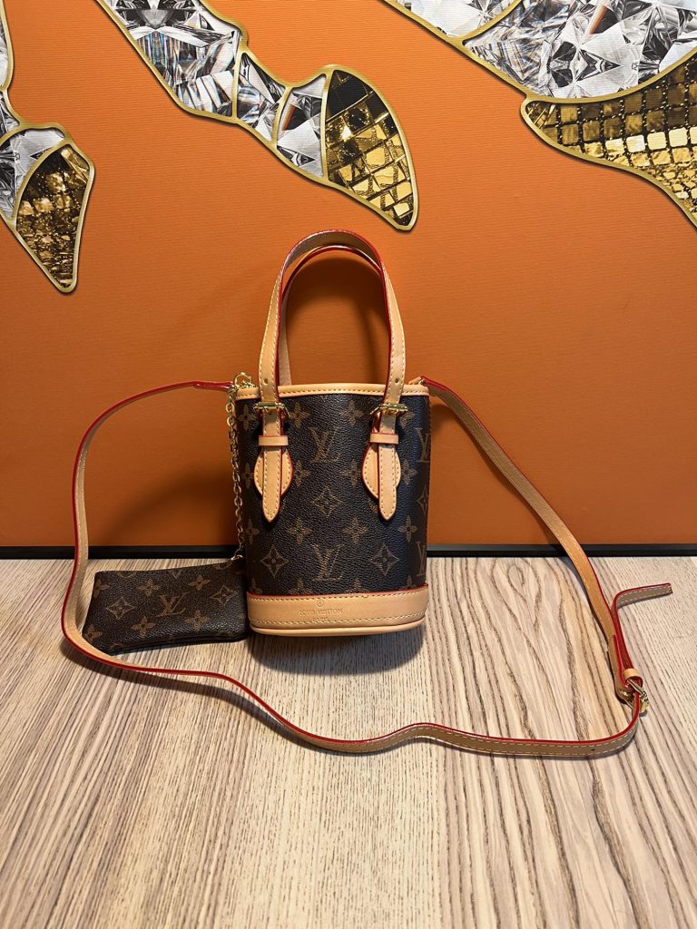 Louis Vuitton　ルイ·ヴィトン ナノ バケット　トートバッグ　モノグラム　ショルダーバッグ　2色 - 画像 2