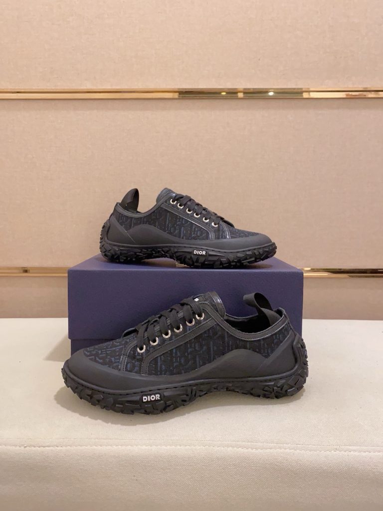 Dior メンズ スニーカー ブラック 1色入 トレンド感満載のカジュアルシューズ 🖤 - 画像 7