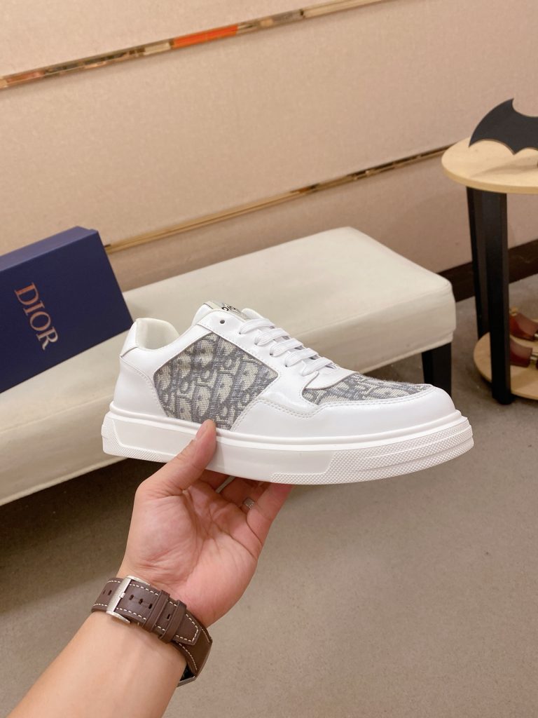 Dior メンズ スニーカー ホワイト グレー ディオール ロゴ プレート ランニングシューズ 64文字 - 画像 4