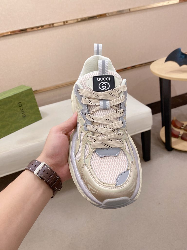 GUCCI メンズ スニーカー ベージュ レザー ネット 撥片 ロゴ グラフィック 3色入 🥾 - 画像 2