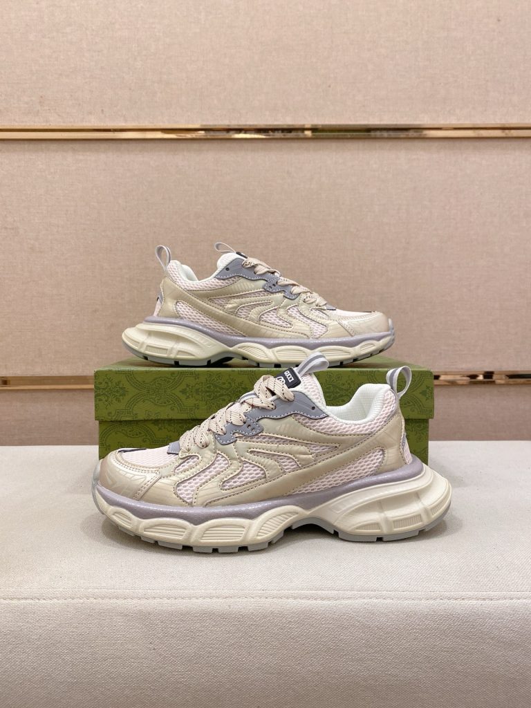 GUCCI メンズ スニーカー ベージュ レザー ネット 撥片 ロゴ グラフィック 3色入 🥾 - 画像 7