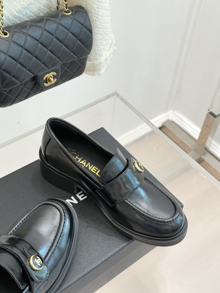 シャネル レディース ローファー 黒 シンプルデザイン 36.5 1足 ¥38,000 ⚡️ - 画像 5