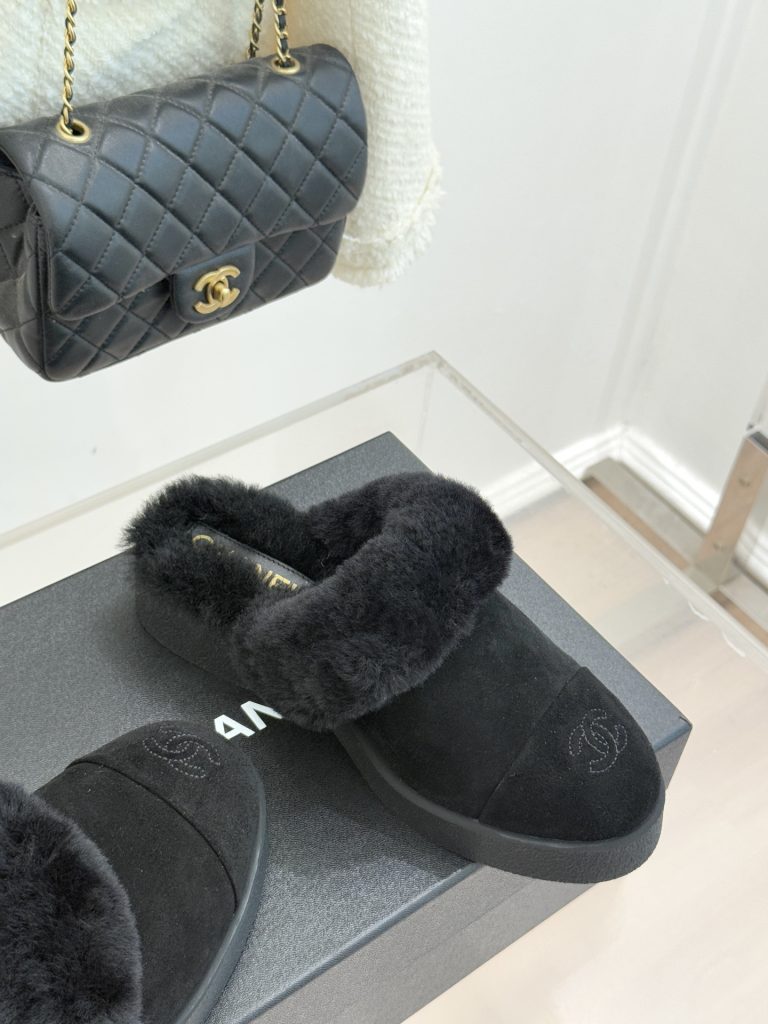 シャネル レディース ファー付きスリッパ 黒 2色入 保温性抜群 🧦 - 画像 5