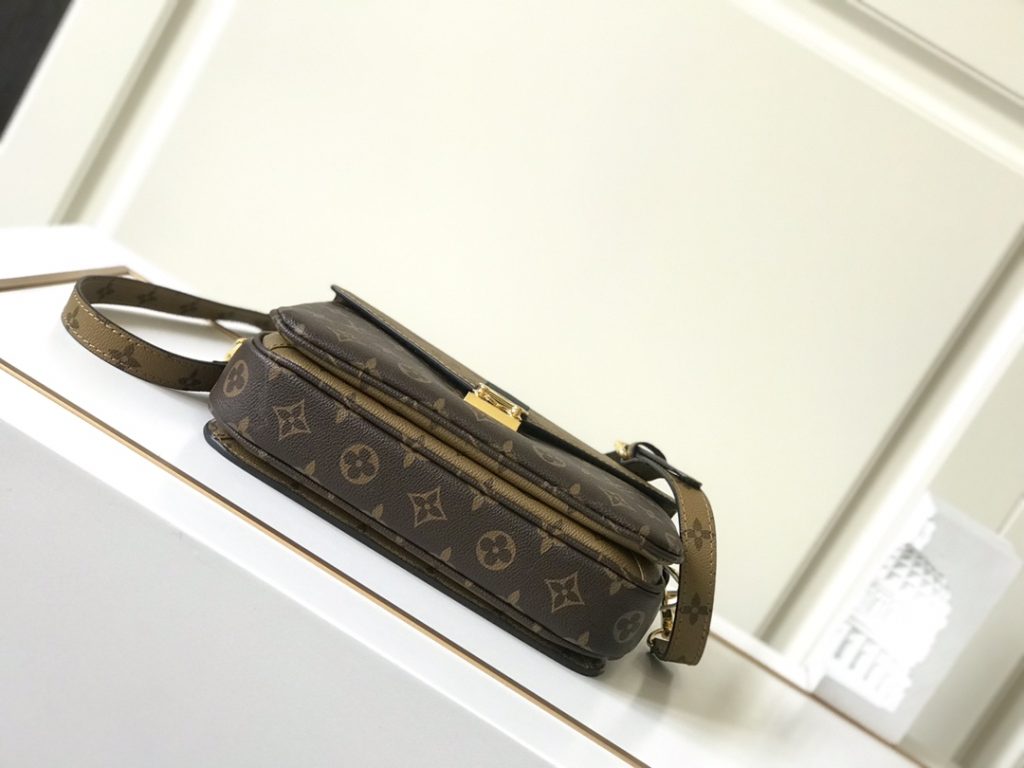 定番LOUIS VUITTON　ルイヴィトン　ポシェットメティスMM　ショルダーバッグ　モノグラムリバース　ブラウン　LV - 画像 3