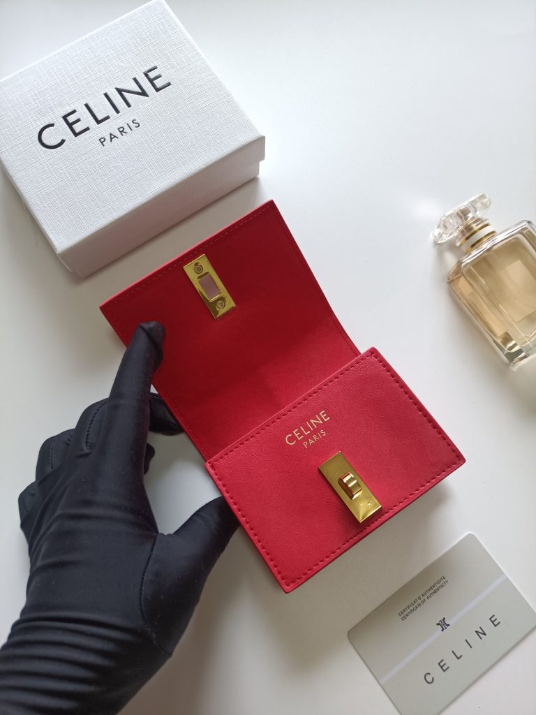 CELINE レッド サイフ 長財布 レディース ゴールド留め 固定式 1枚入れ 2枚折り 1つ折り財布 1色入 - 画像 4