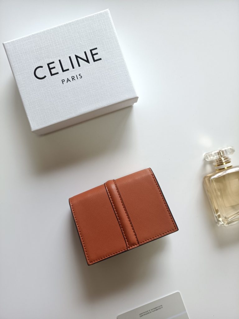 CELINE セリーヌ ロゴプレート ポーチ クロコ型押し ブラウン - 画像 3